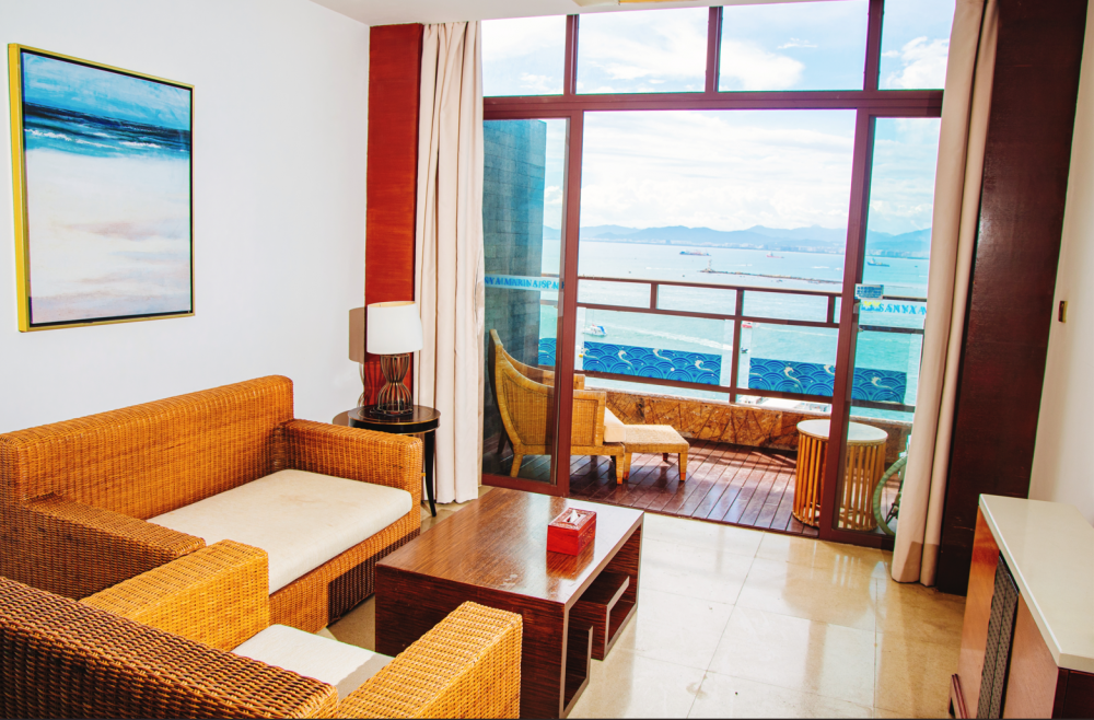 Super Panorama Seaview Suite, Marina Spa Hotel Sanya 4*