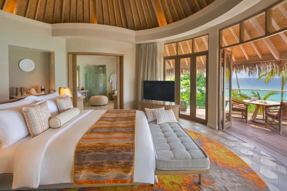 Beach Residence with Private Pool, The Nautilus Maldives 5*