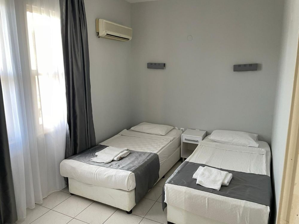 Economy Room, Rosella Hotel 3*