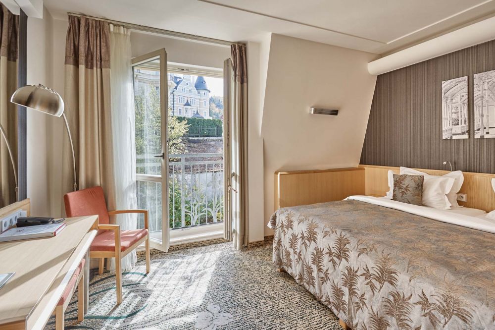 Double Standard with balcony, Iris SPA 4*