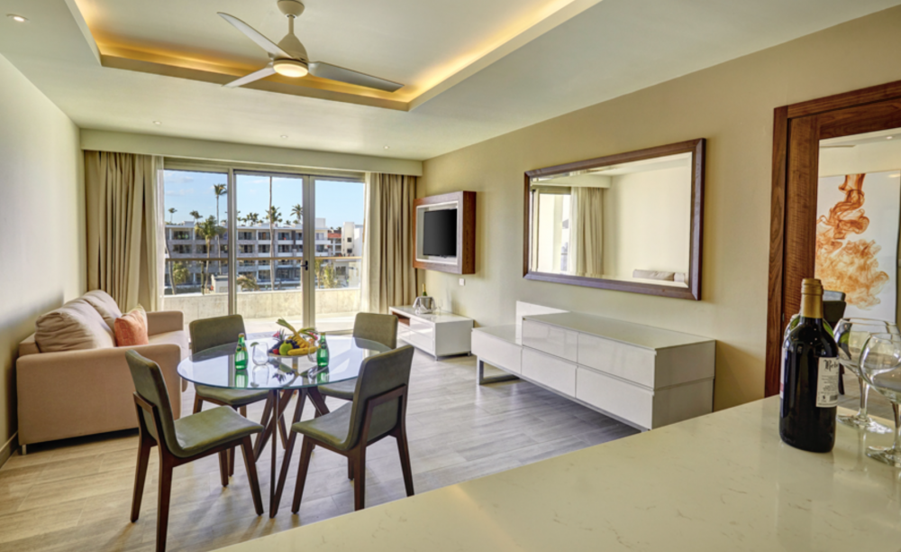 Luxury Presidential One Bedroom Suite, Royalton Bavaro 5*