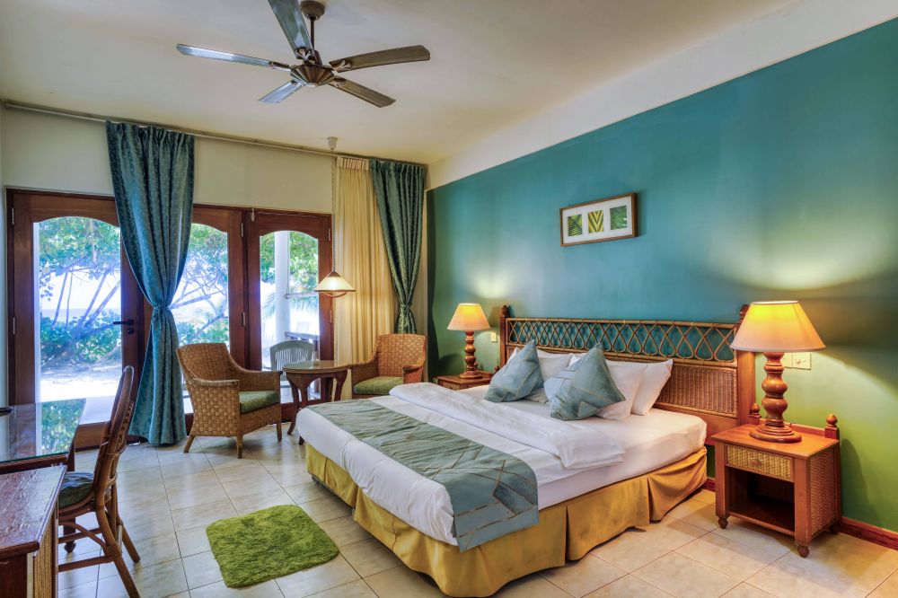 Deluxe Beach, Fihalhohi Maldives 4*