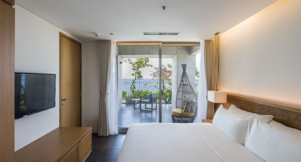 2 Bedroom Ocean Front Apartment with Balcony, Chicland Hotel 4*