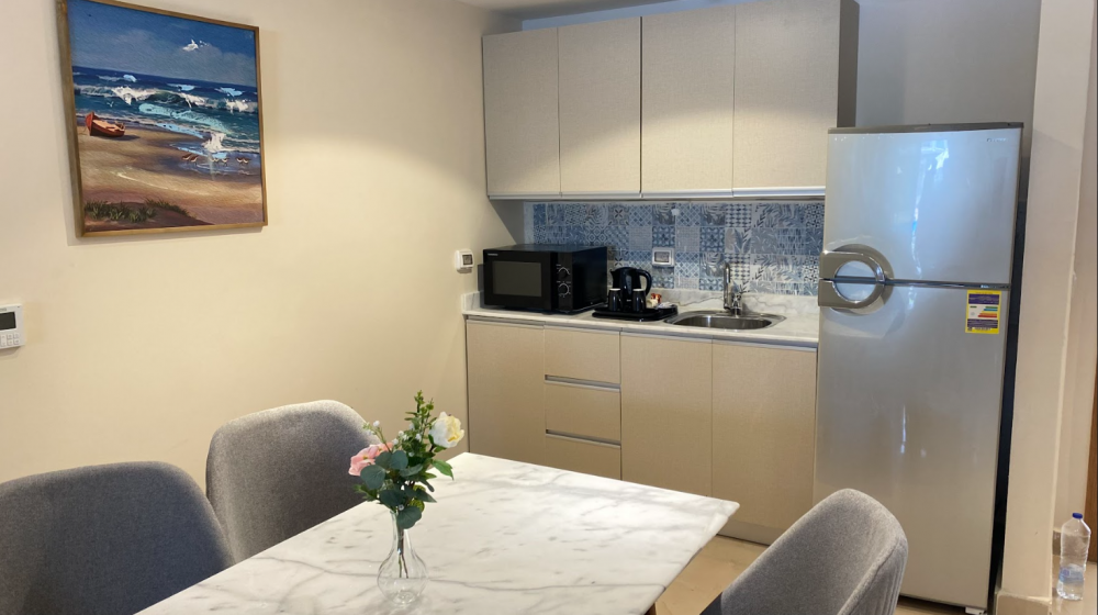 Deluxe Suite, Azur One Eleven 4*