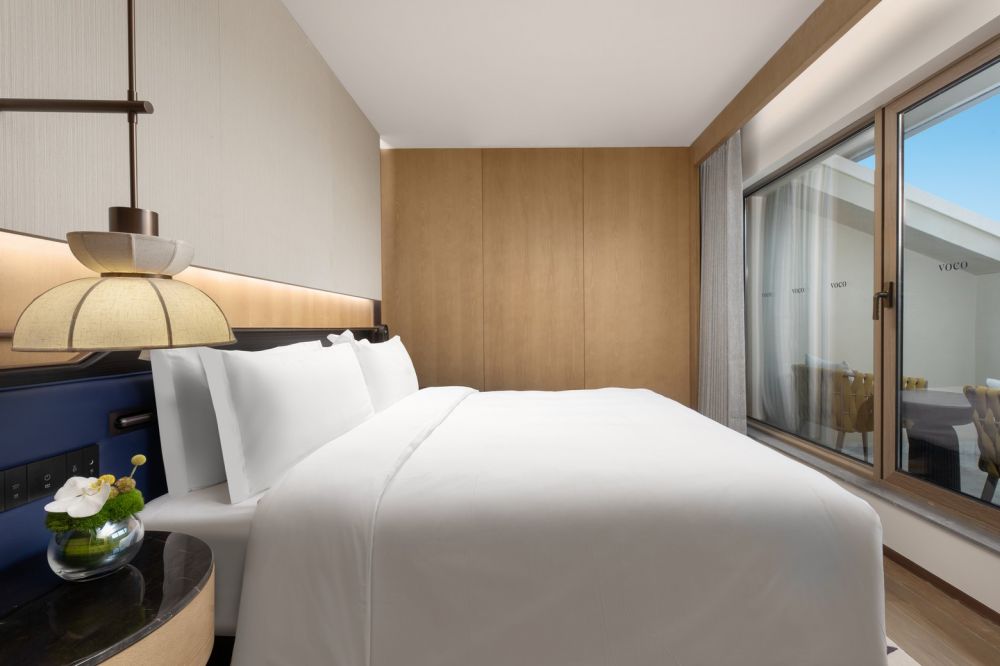 1 Bedroom Penthouse Suite Ocean View, Voco Sanya Dadonghai 5*