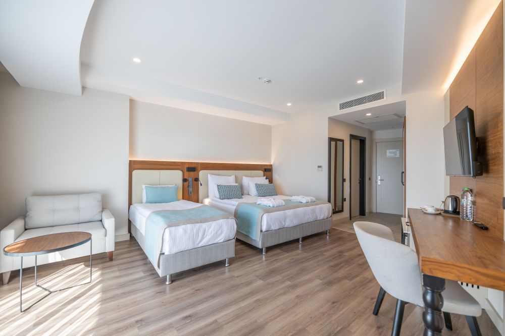 Standard Superior Pool View, Side Moon Palace Hotel 5*