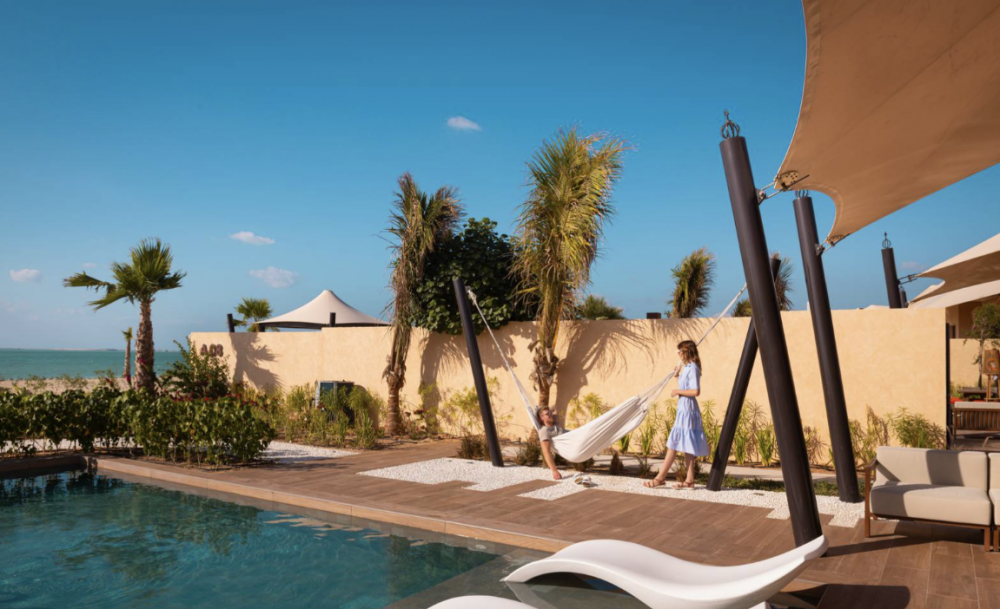 Beach Villa With Private Pool, Bab Al Nojoum Hudayriyat Villas 5*