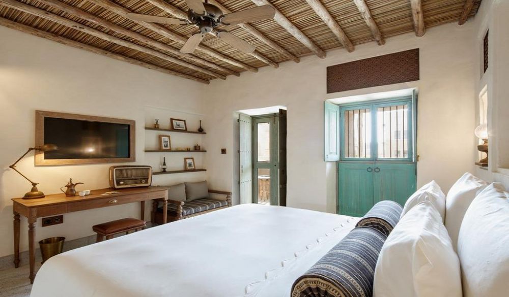 Heritage Room Souq View, Al Seef Heritage Hotel Dubai, Curio Collection by Hilton 4*