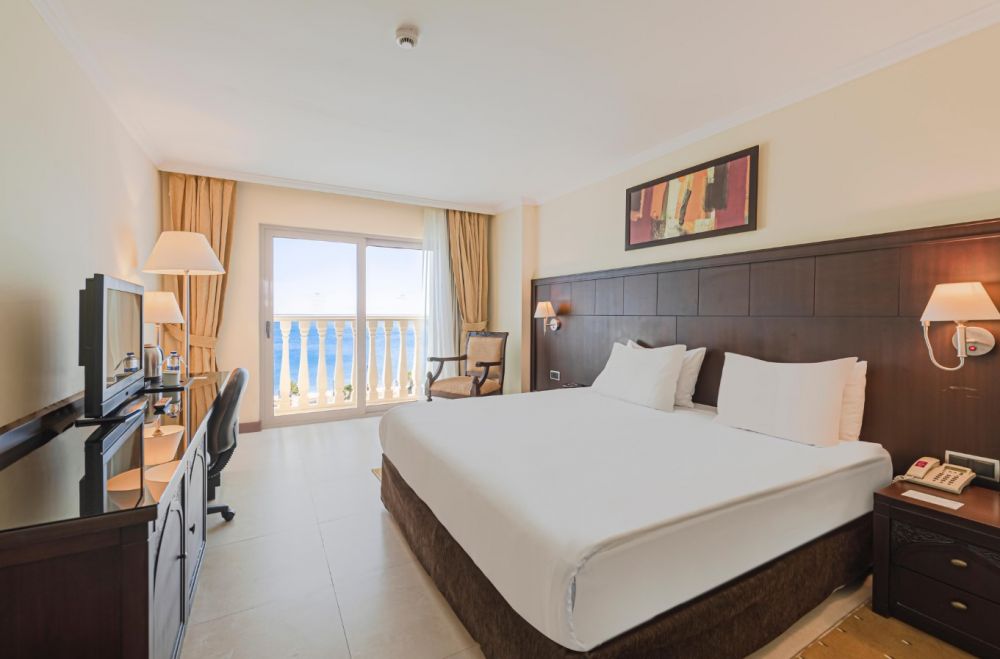 Standard Room Side Sea View/ Sea View, Crowne Plaza Antalya Hotel 5*