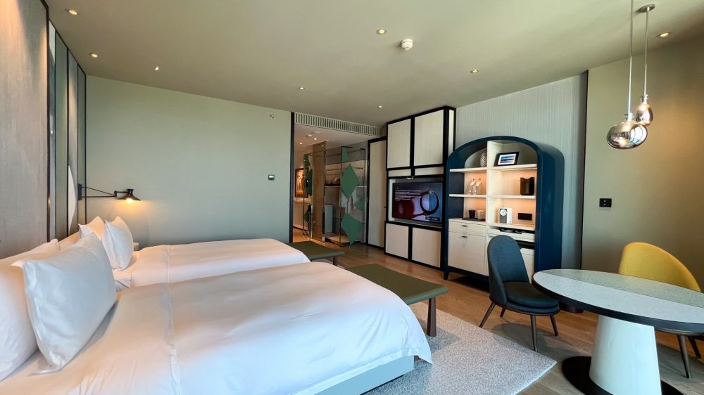 Premier OV, New World Hoiana Beach Resort 5*