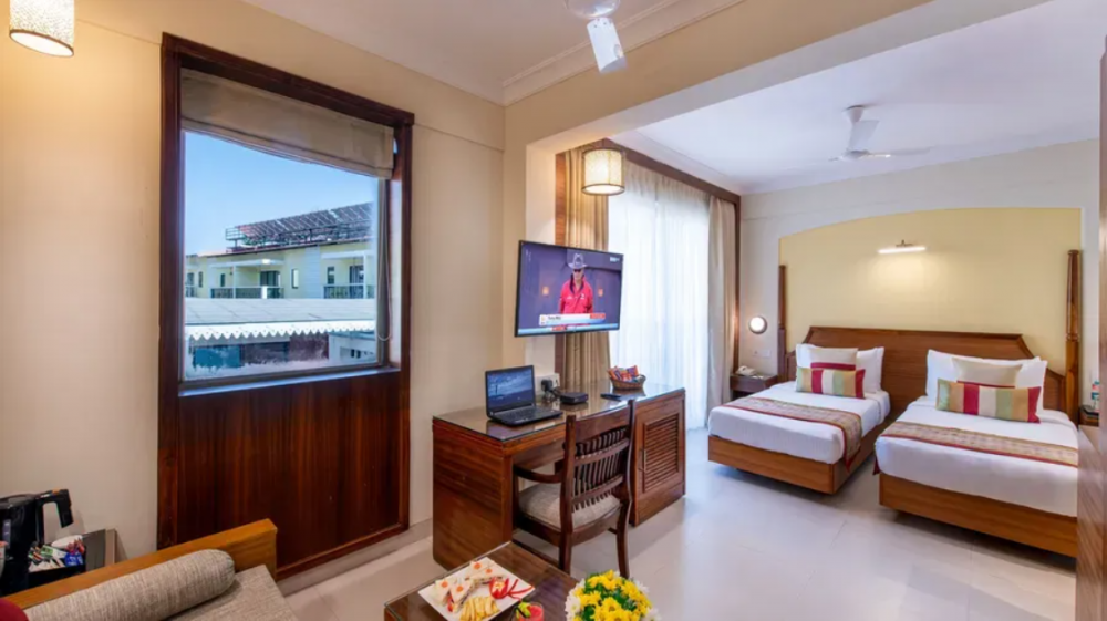 Superior, Sea Breeze Sarovar Portico (ex.Sea Breeze Max Resort & Spa) 4*