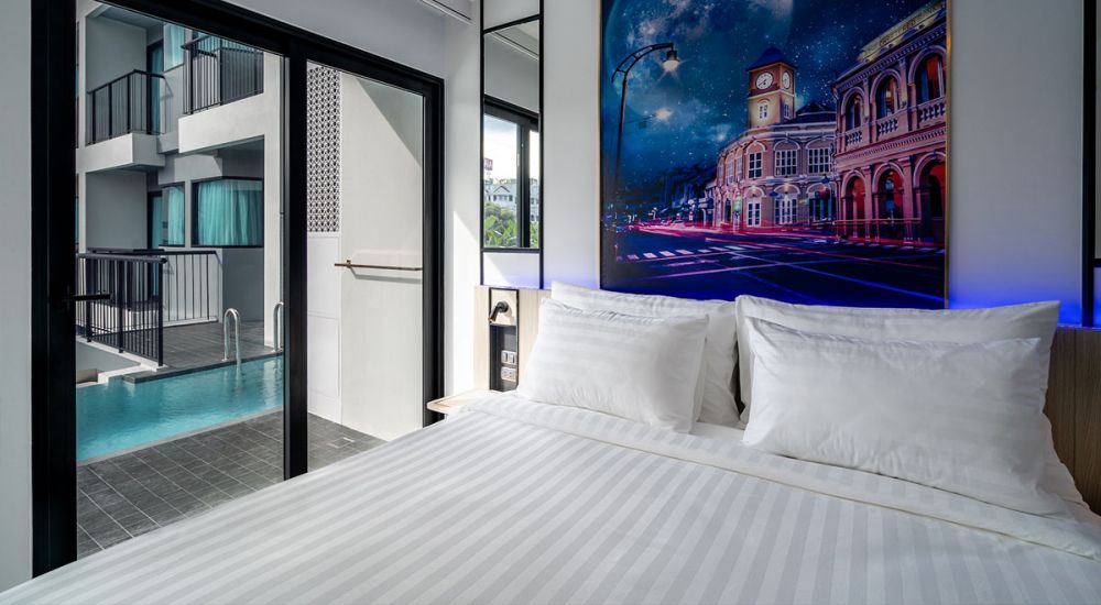 Deluxe Pool Access (King Bed), Ratri Hotel Phuket Old Town 4*