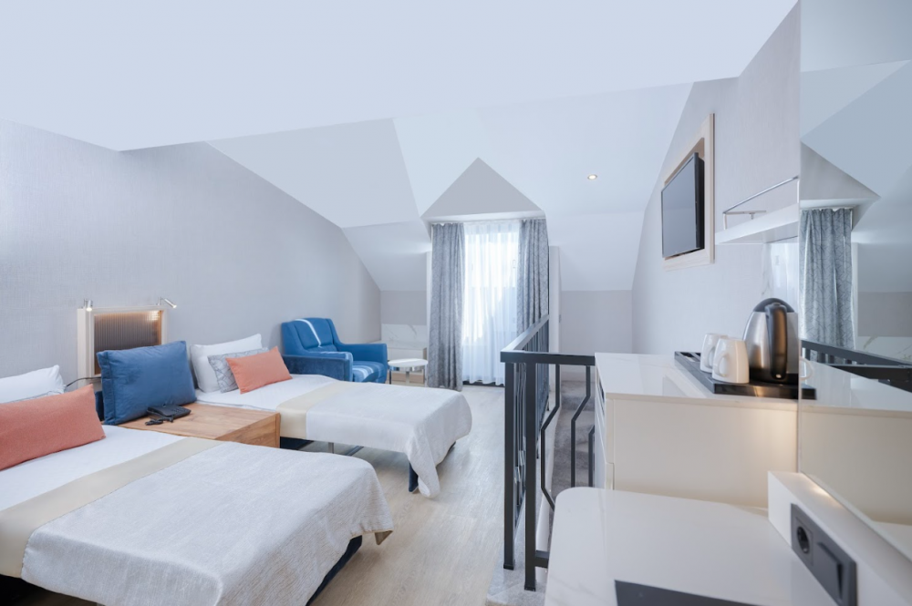 Dublex Family Room, Lago Hotel (ex. Azura Deluxe Resort & Aqua Sorgun) 5*