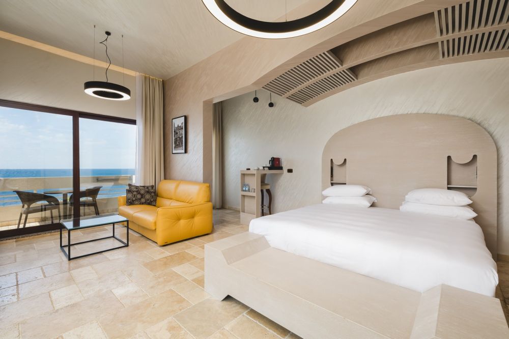 Suite Hot Tub, Radisson Resort Wind Rose 4*