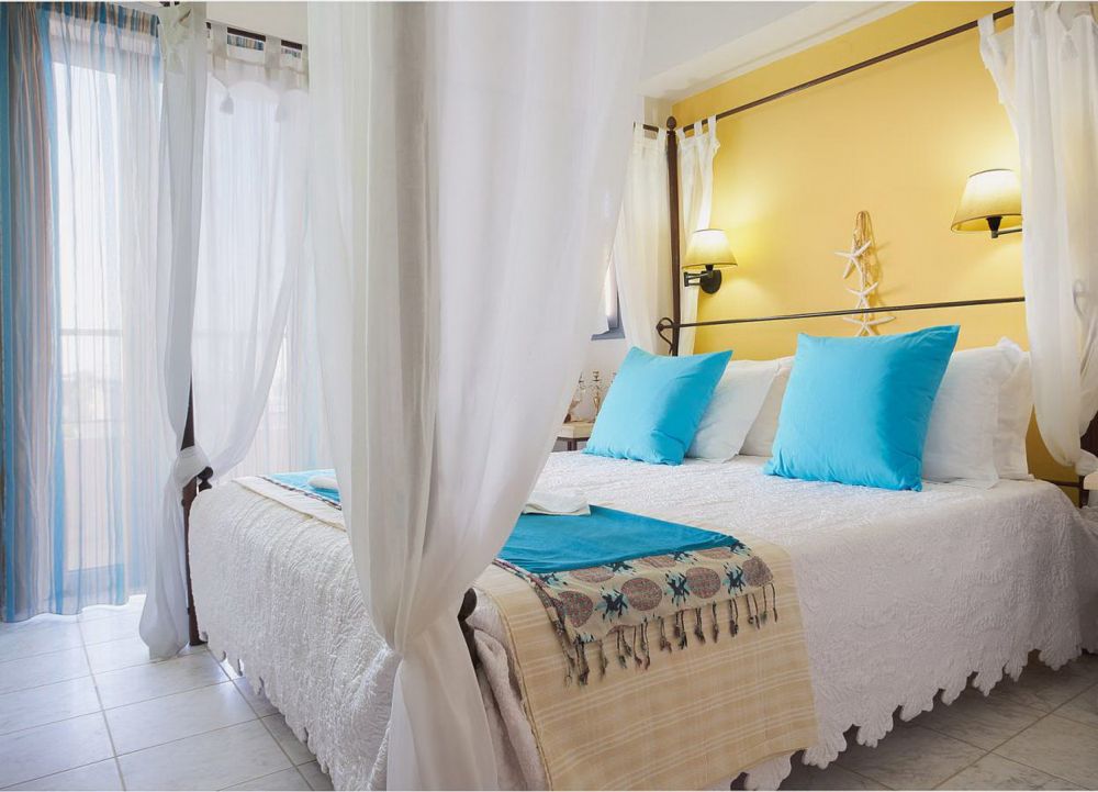 Deluxe Suite Sea View, Golden Bay Hotel Apartments 3*