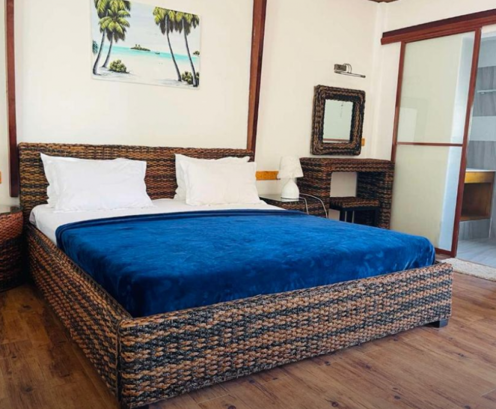 Standard Room First Floor, Long Beach Laamu 