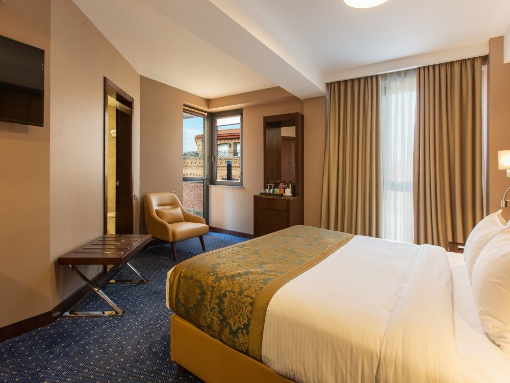 Panorama suite victoria, KMM Hotel 4*