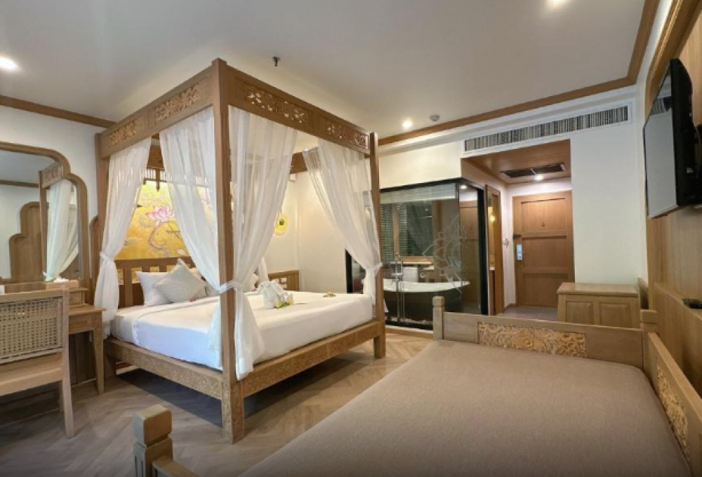 Deluxe Pool Access, Kata Palm Resort & SPA 4*