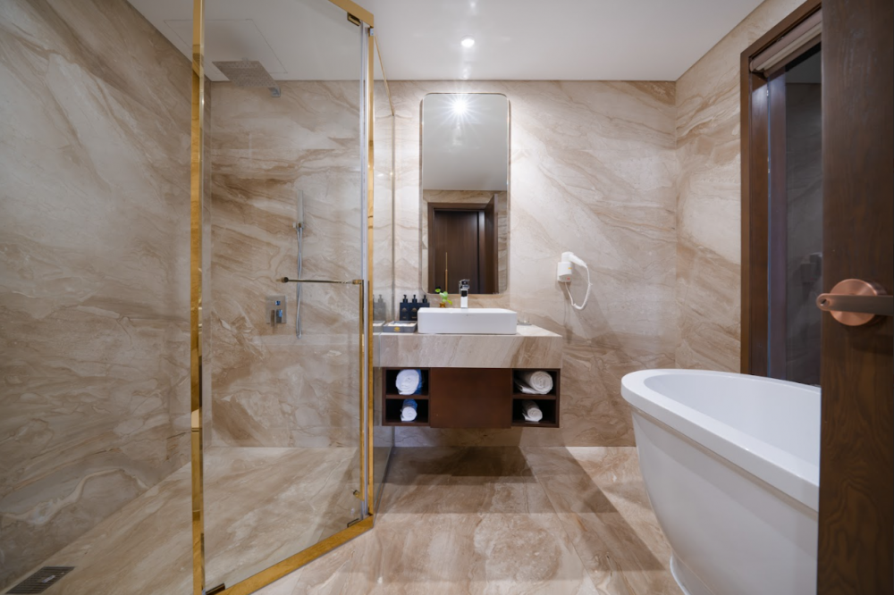 Presidential Suite, Golden Lotus Grand Hotel 4*