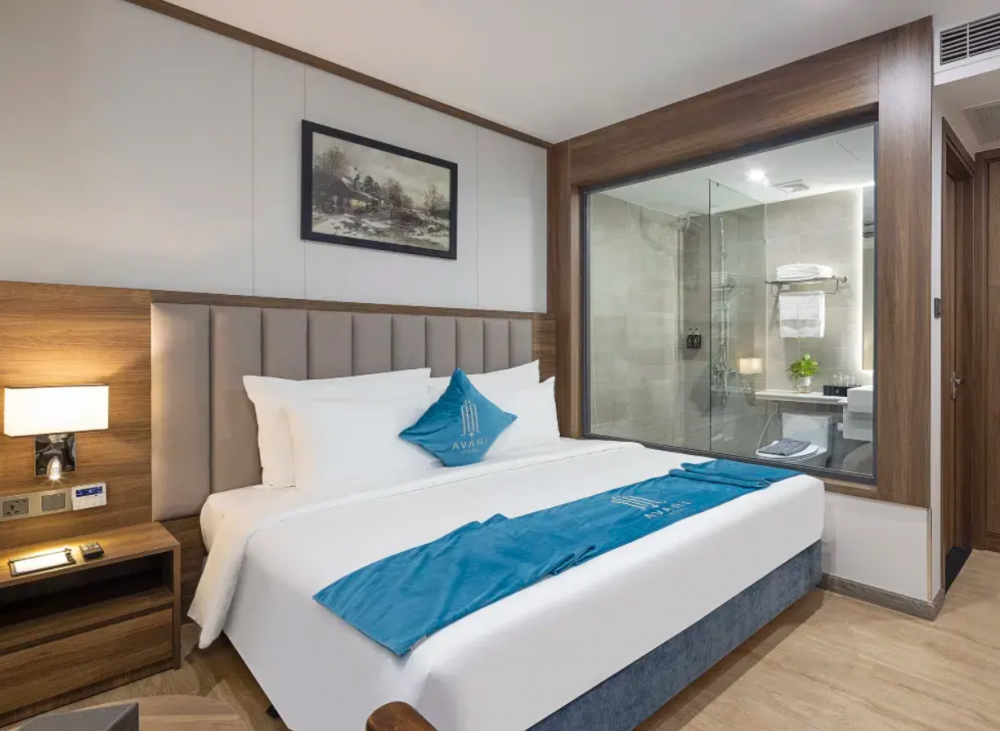 Premier, Avari Hotel 4*