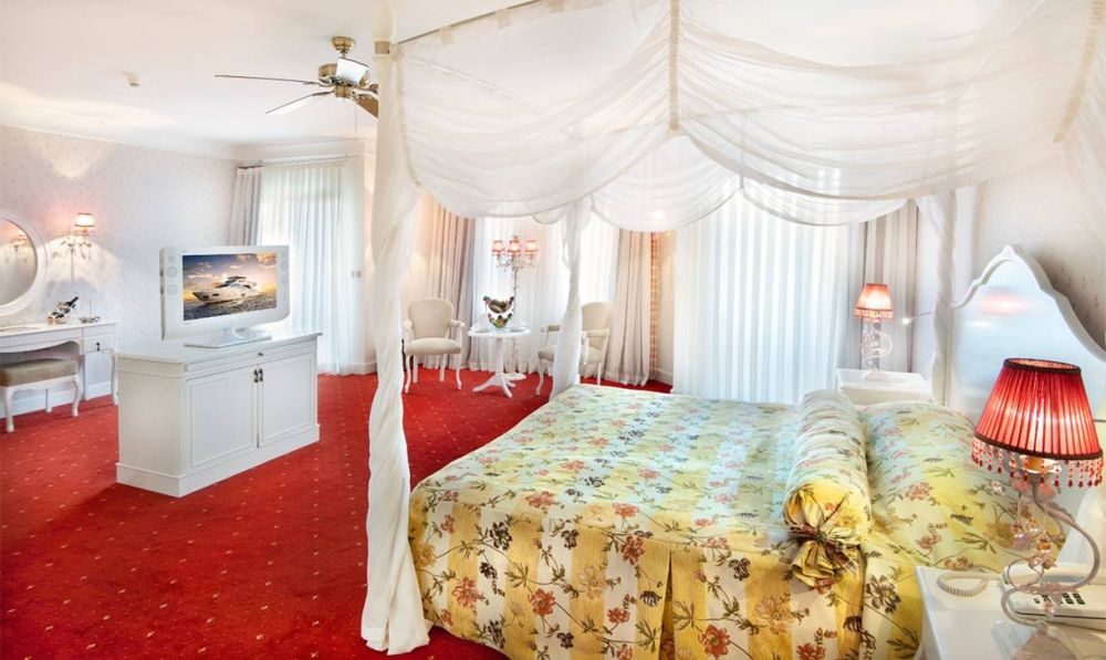 HONEYMOON ROOM, Belconti Resort 5*