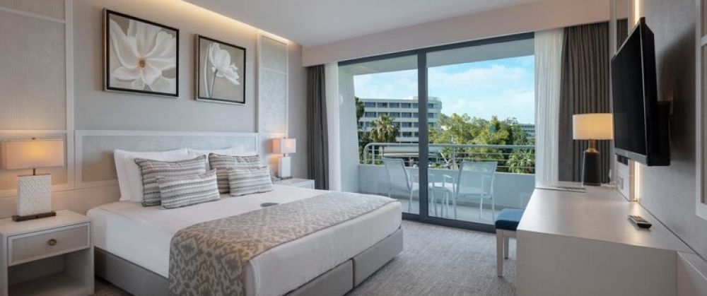 Suite, Mirage Park Resort 5*