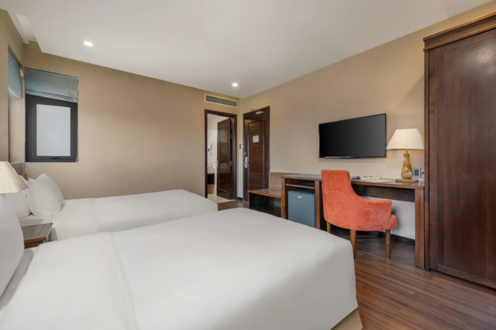 Deluxe Twin, Yarra Ocean Suites Danang 4*