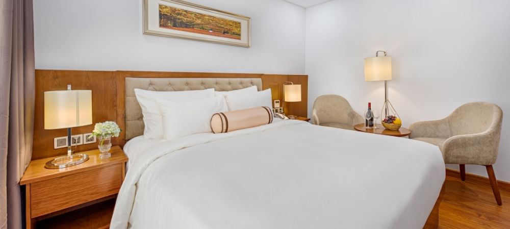 Deluxe, Paris Deli Hotel 4*