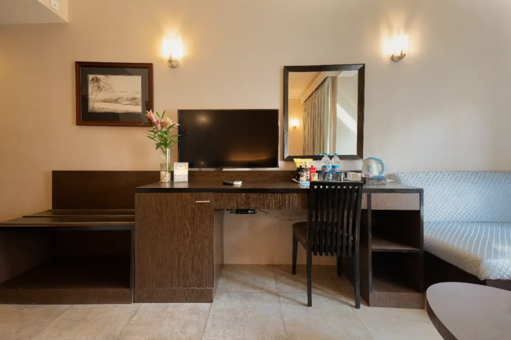 Studio Suite, Whispering Palms Beach Resort 4*