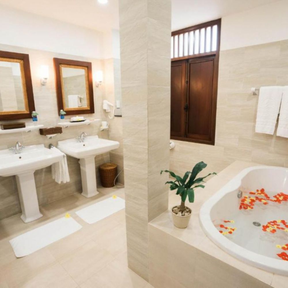 Junior Suite Ocean Front, Palm Garden Beach Resort & Spa 5*