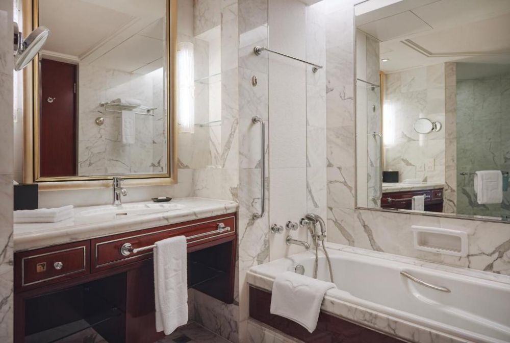 Deluxe, Shangri-la Guangzhou 5*