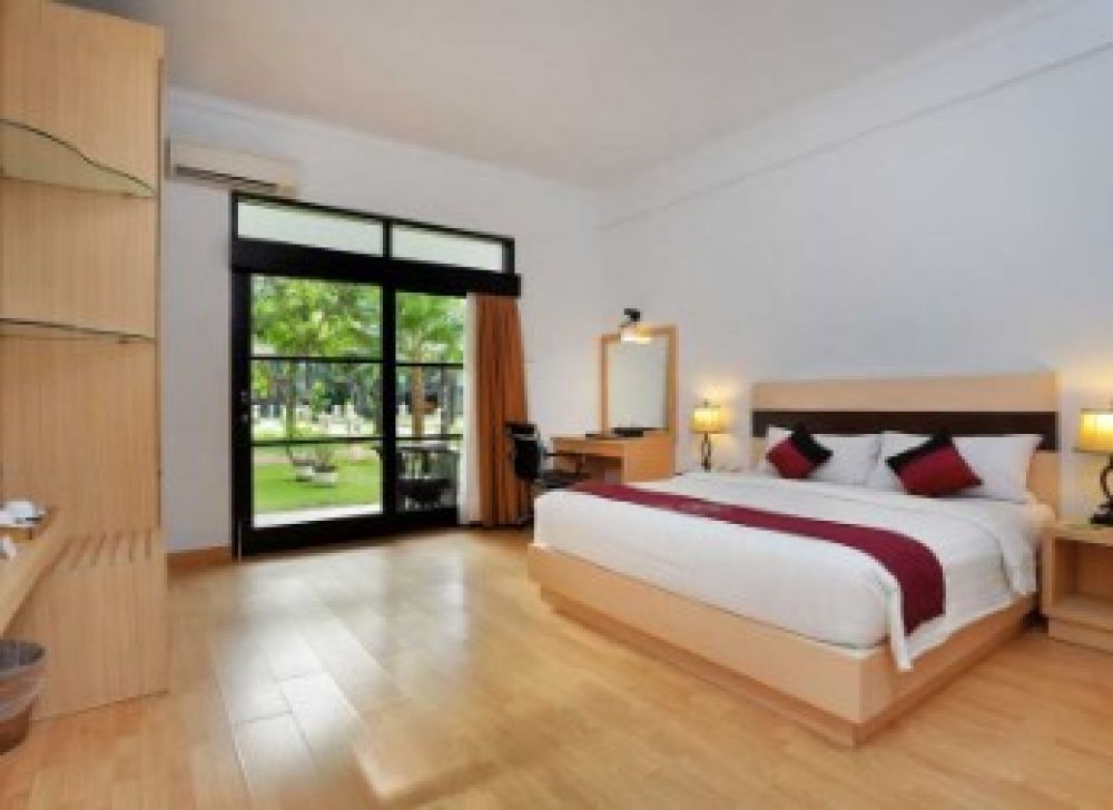 Deluxe Room, Puri Saron Hotel Seminyak 4*