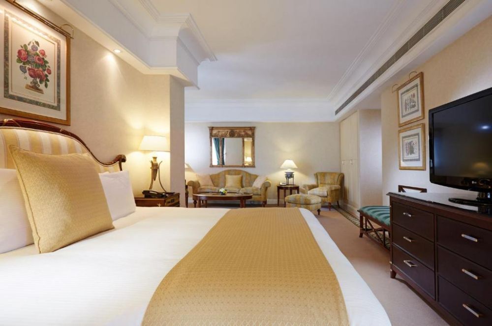 Royal Suite (Presidential Suite), Millennium Plaza Downtown Hotel (ex. Crowne Plaza Dubai Sheikh Zayed Road) 5*