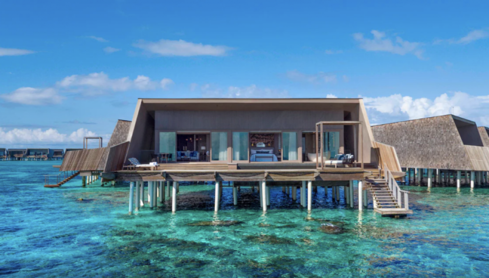 Overwater St. Regis Suite With Pool, The St. Regis Maldives 5*