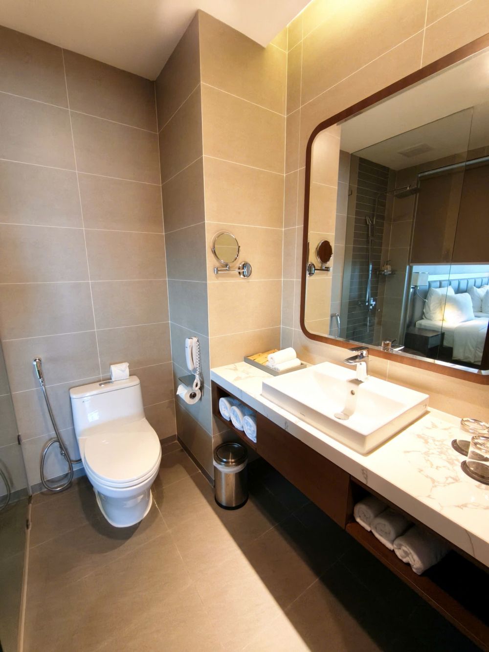 Family Deluxe Triple, Annova Nha Trang Hotel 5*