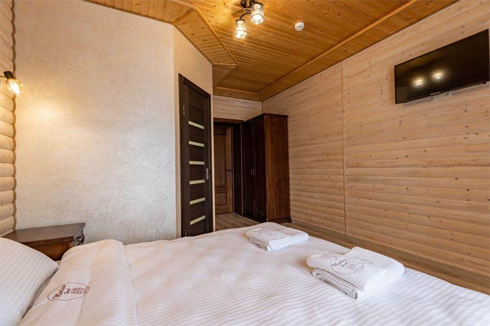 Делюкс, Madison Hotel 3*