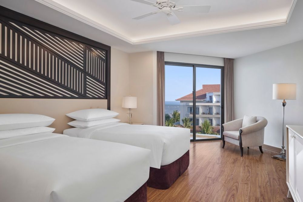 Deluxe/ Deluxe Ocean, Renaissance Hoi An Resort & Spa 5*