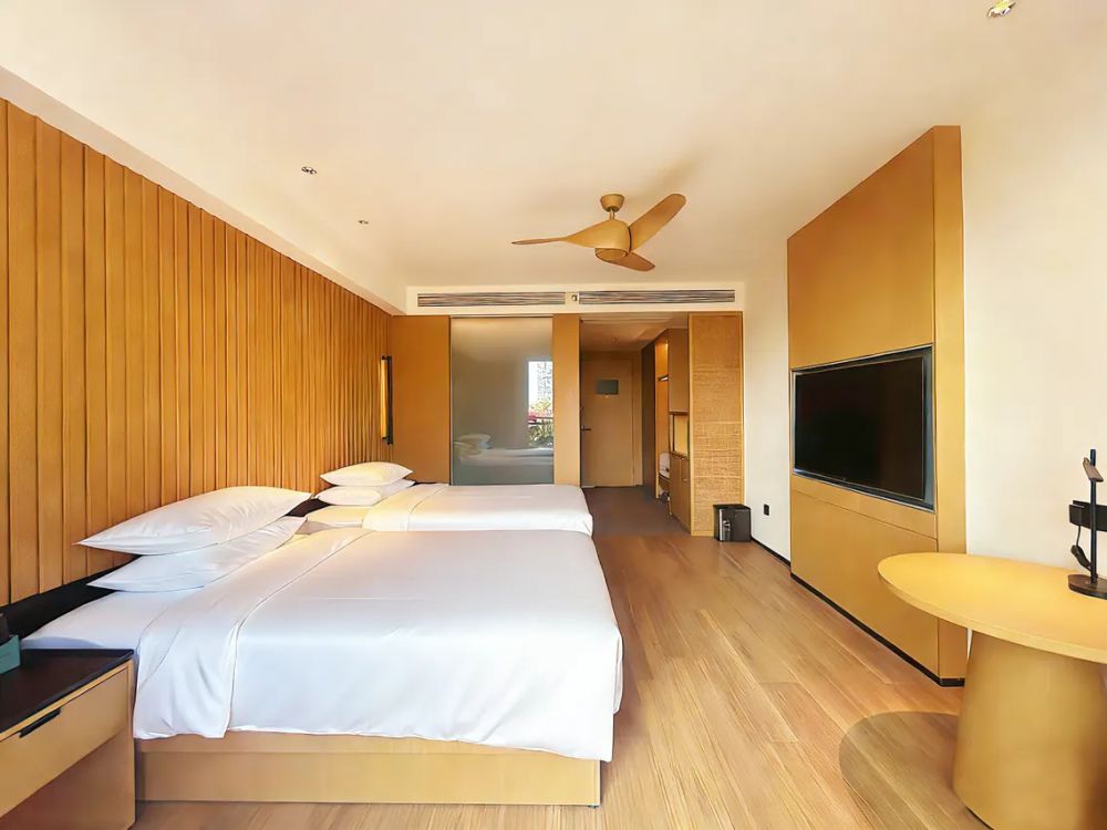 Dongrong Guest Superior Twin Room, Guest House International Hotel Sanya 4*