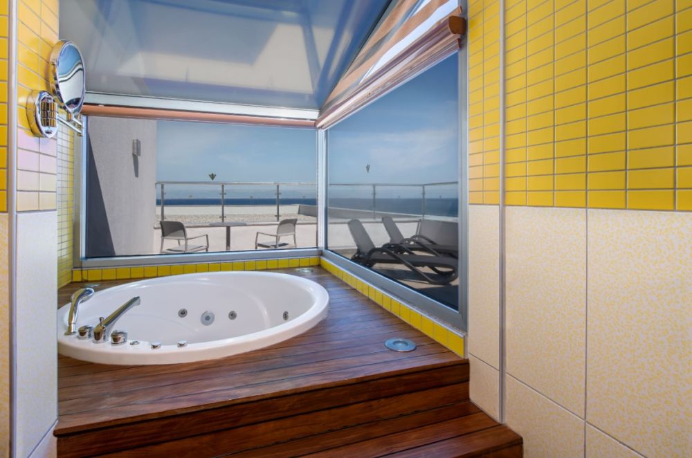 Jacuzzi Room, Rixos Sungate 5*