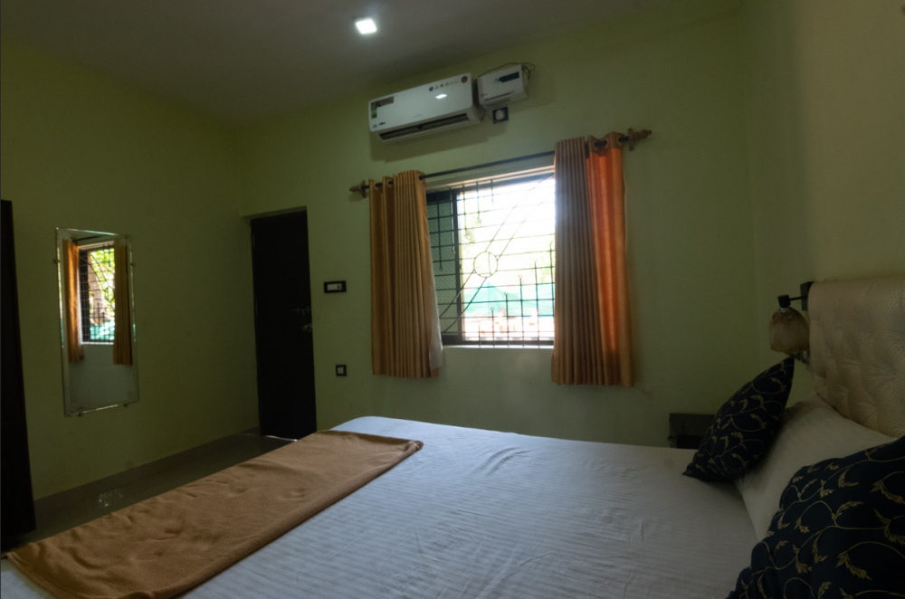 Deluxe AC, Ashvem Banyan Tree 2*