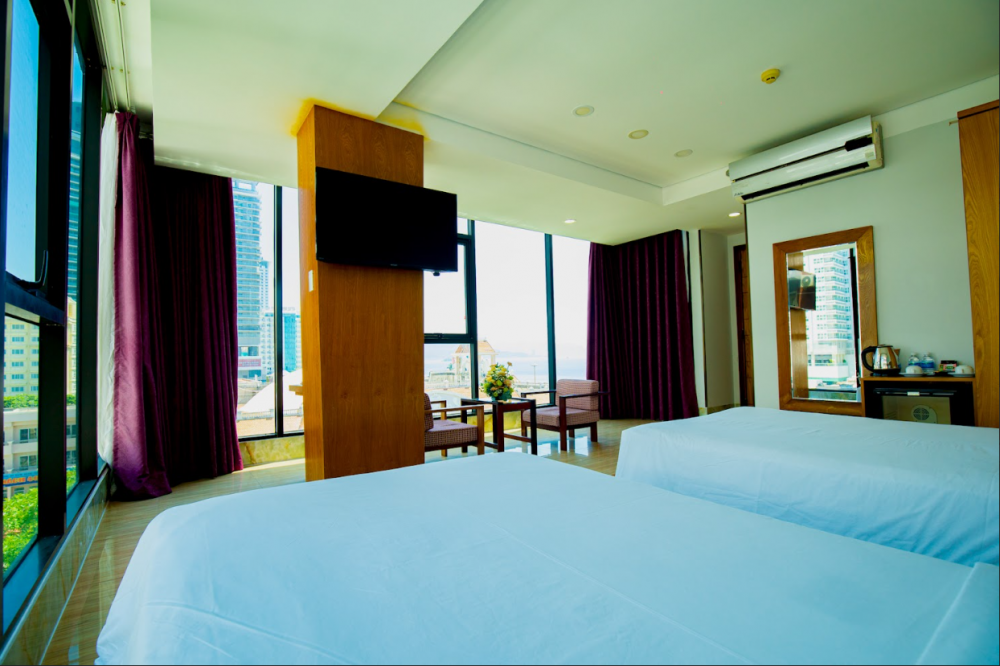 Suite Ocean View, Happy Light 3*