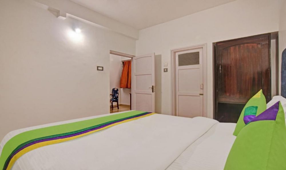 Superior Suite, Santa Monica 2*