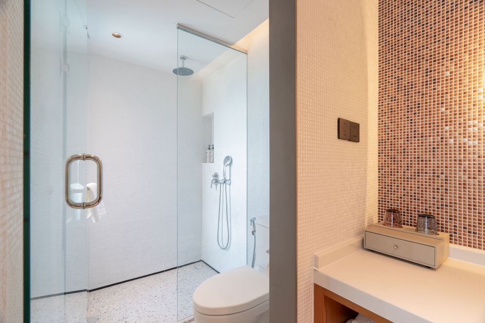 Deluxe Suite Pool Access Ocean View, Wyndham Garden Phuket Kamala 5*