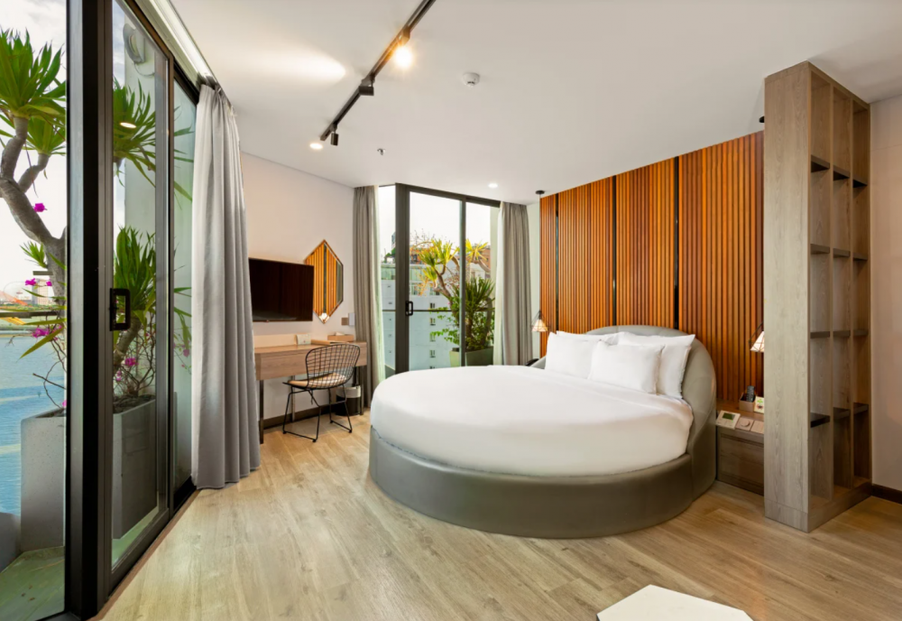 Deluxe Riverfront with balcony, Haian Riverfront Hotel Danang 4*