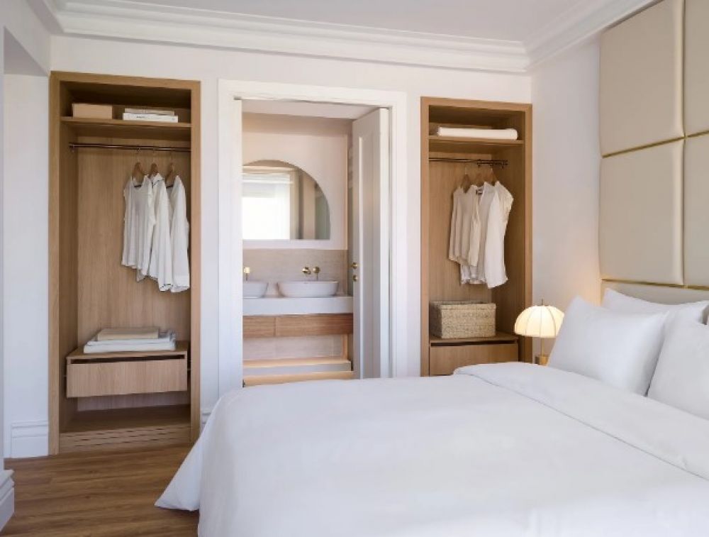 Deluxe Family Suite Garden Patio, Grecotel Filoxenia Hotel 4*