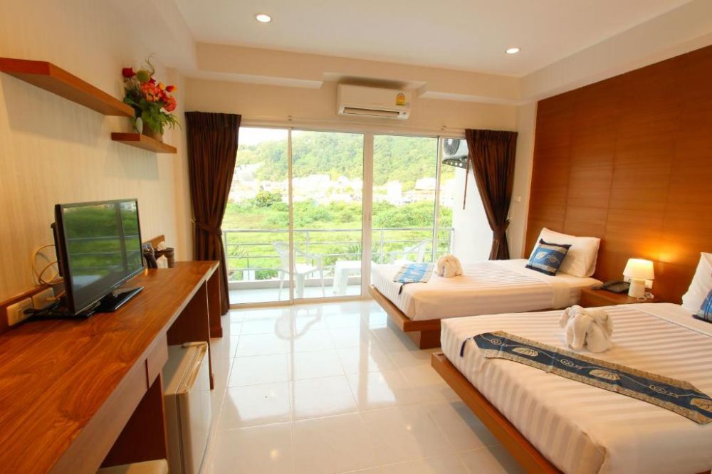 Mountain View, Good Nice Hotel Patong 2*