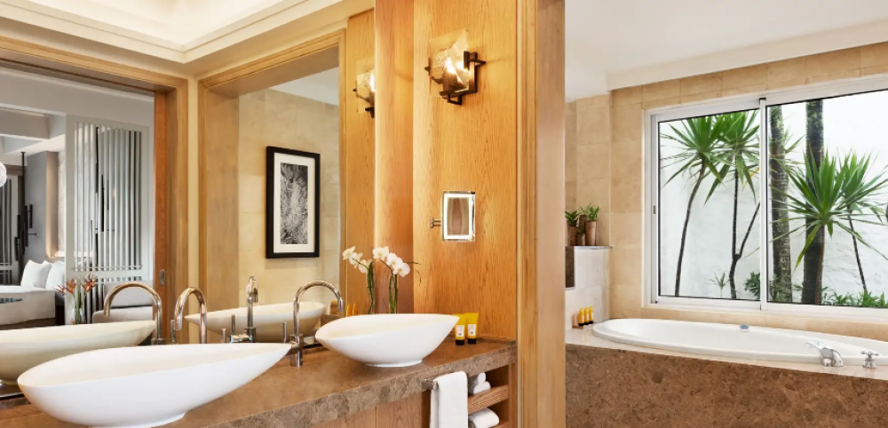 Shangri-La Two Bedroom Beach Suite, Shangri-La's Le Touessrok Resort & Spa 5*