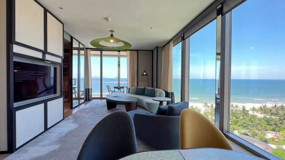 Premier OV Suite, New World Hoiana Beach Resort 5*