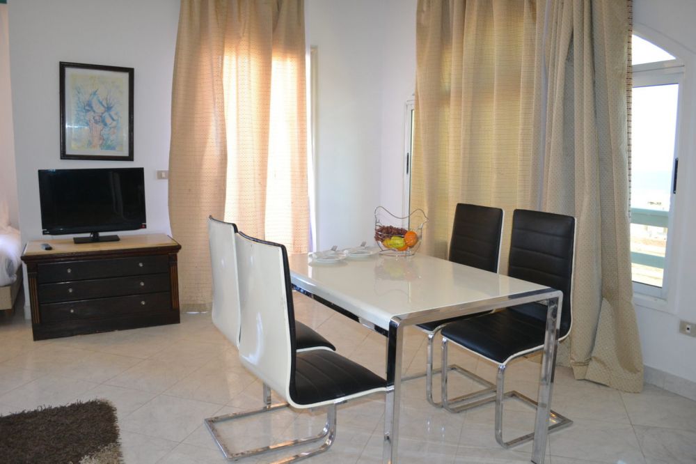 Suite, DEXON Roma Hotel (ex.Roma Hotel) 3*