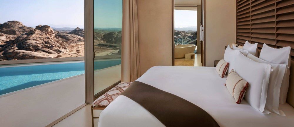 Two-Bedroom Cliff Hanging Villa, Desert Rock Resort 5*